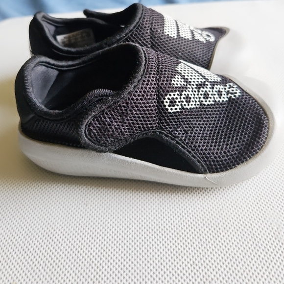 Adidas Toddler water sandal sz 6 - Picture 2 of 4